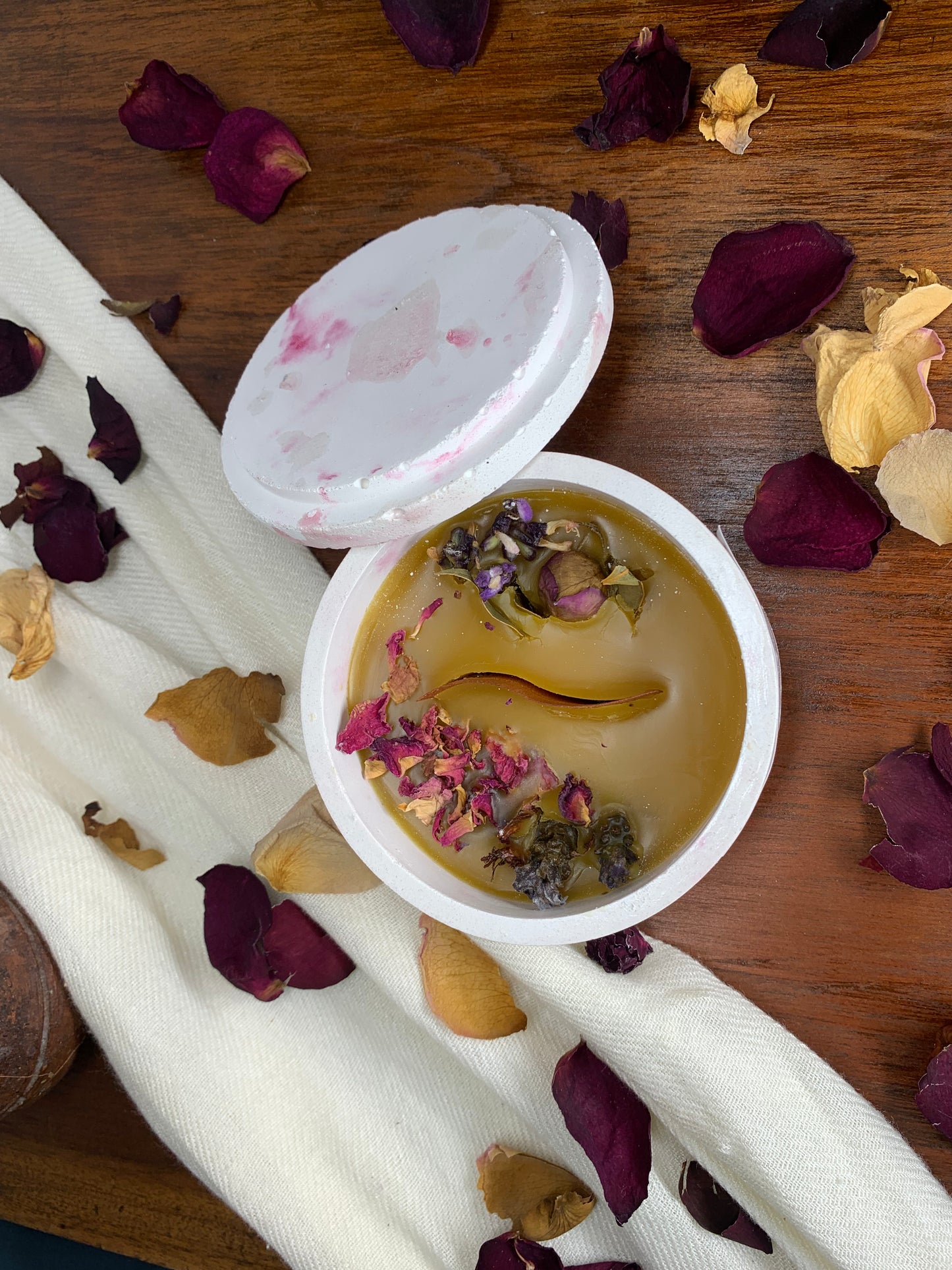 Vela del Amor - Rosas + Cedro
